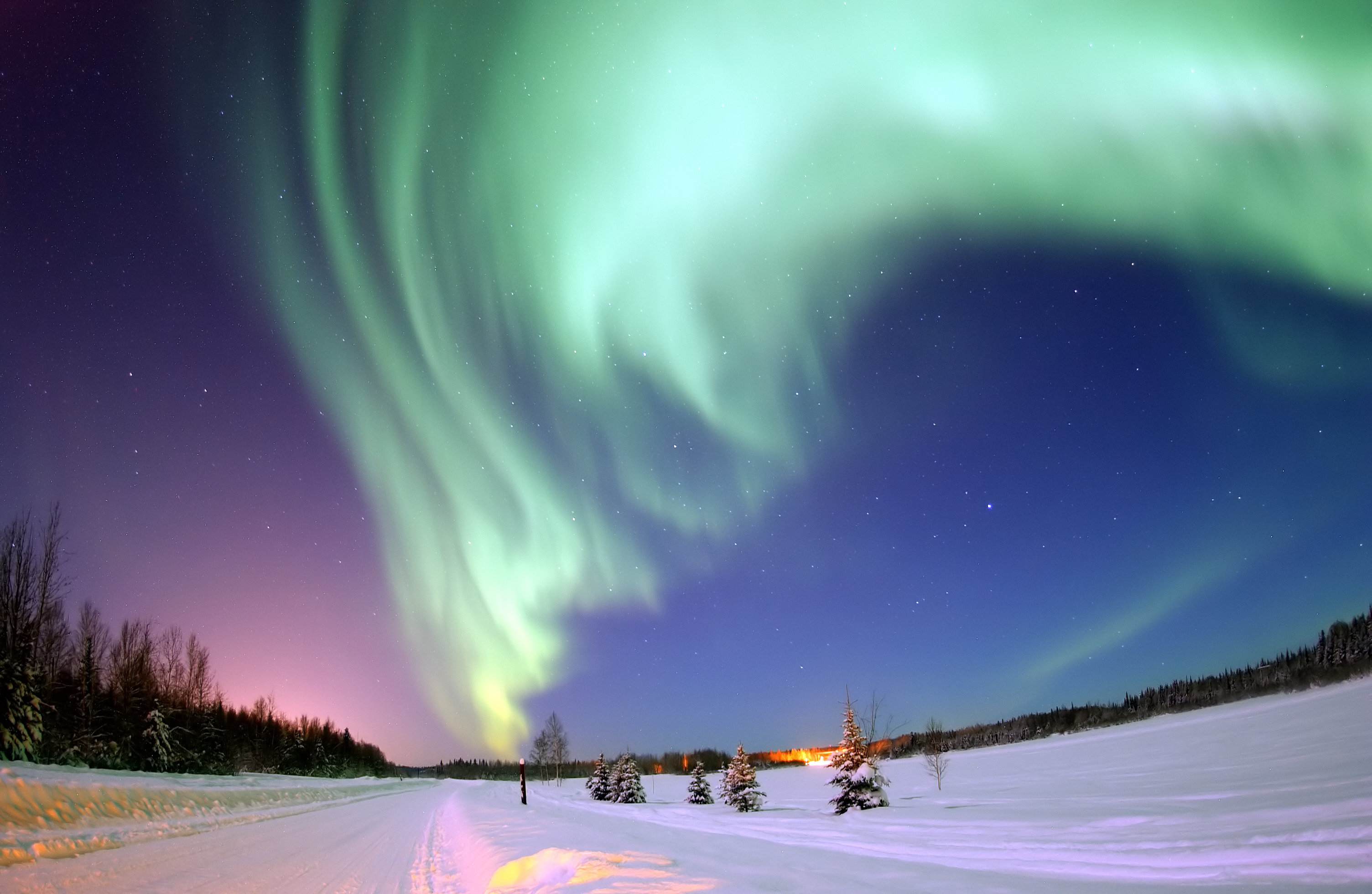 A typical green curtain of the aurora.