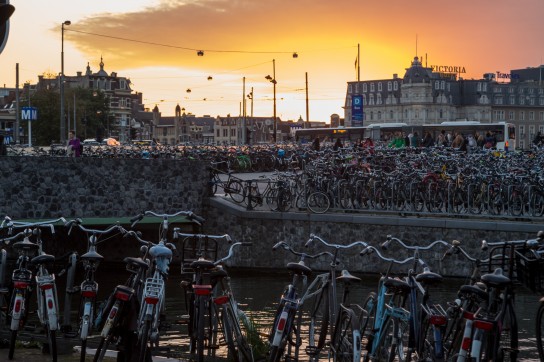 Yep- lot of people ride bikes here...
