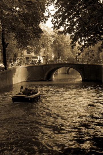 Canal outside the Pulitzer Hotel
